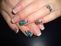 Почему французский маникюр совсем не французский